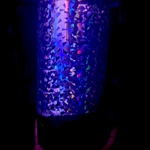 A 130 decibels speaker